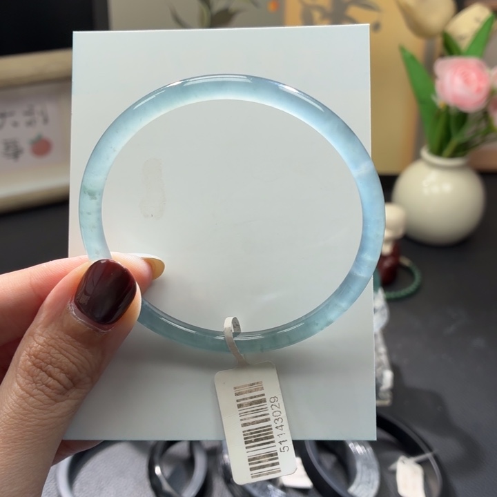 翡翠未镶嵌手镯冰蓝61