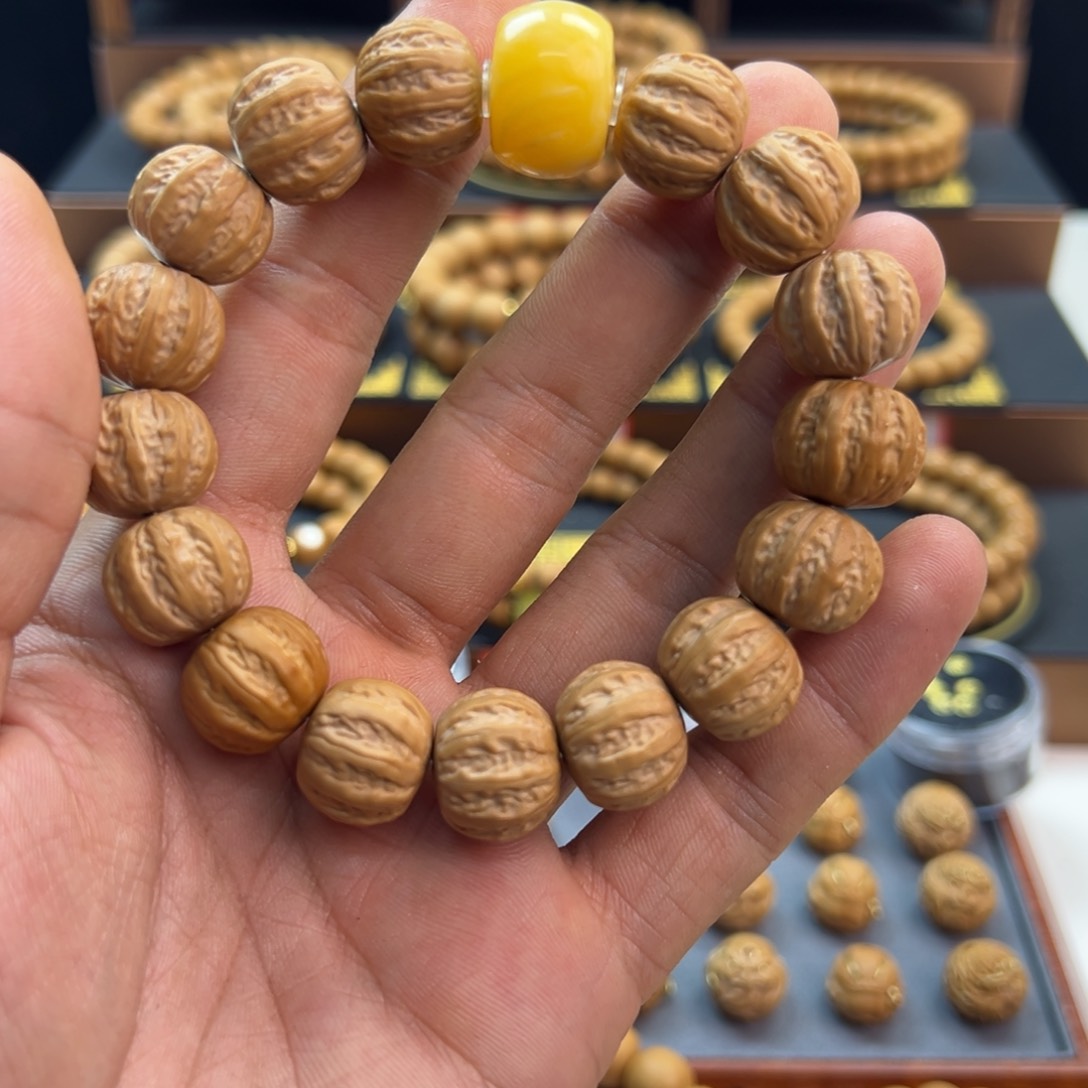 猴头核桃吊坠陈*言京八楞➕蜡