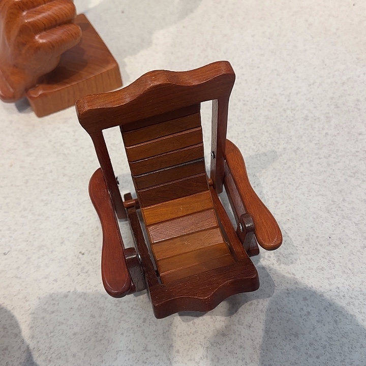 摆件缅甸花梨手工制作