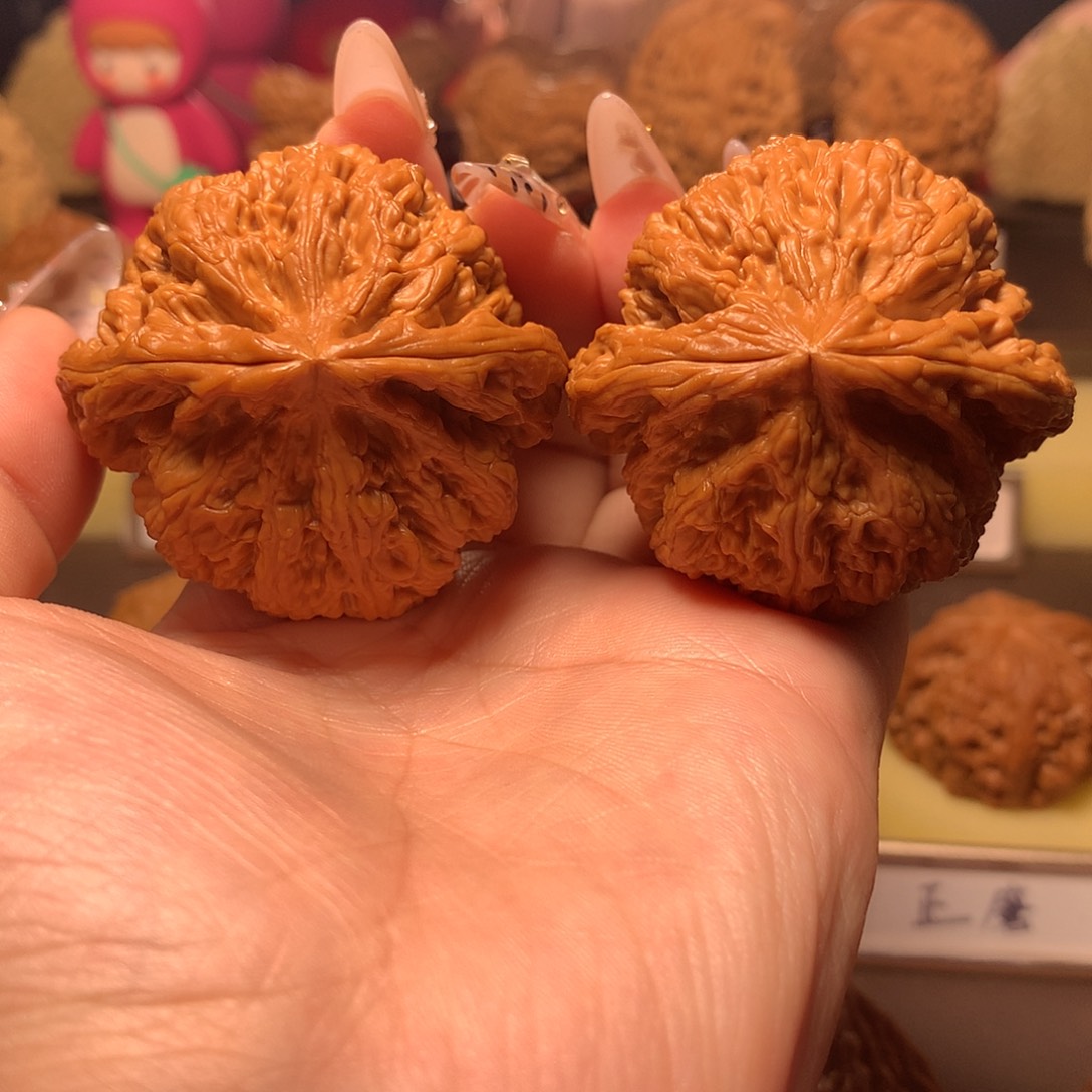 文玩核桃吊坠平谷大粗筋48全品克重63