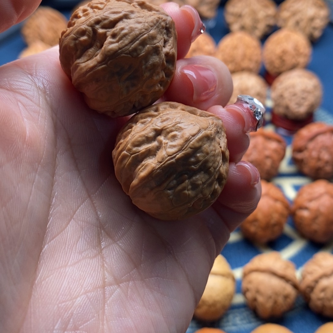 文玩核桃把件精品小手捻