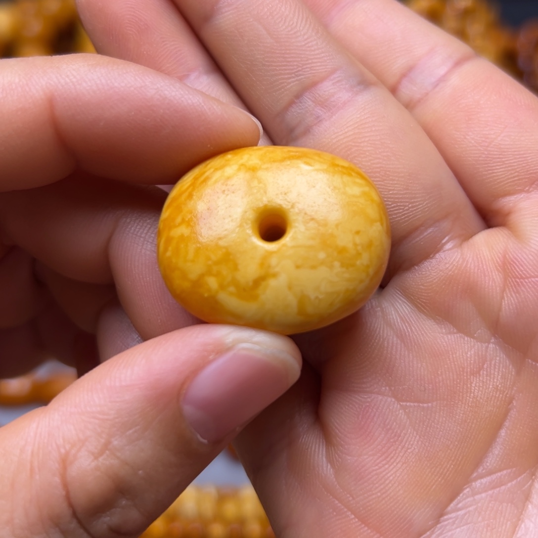 琥珀未镶嵌吊坠(不含链)