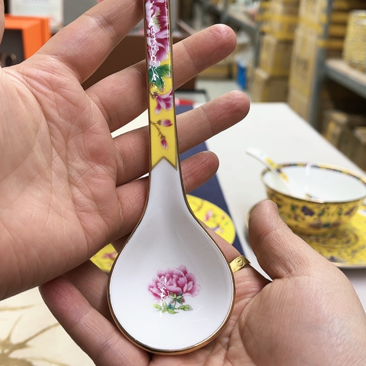 【闪购商品】珐琅10黄。。。。。。。。。