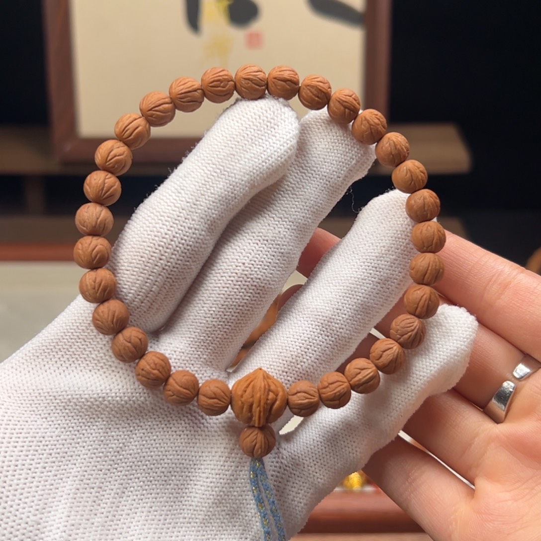 雷***飞木质类陕西龙纹桃核