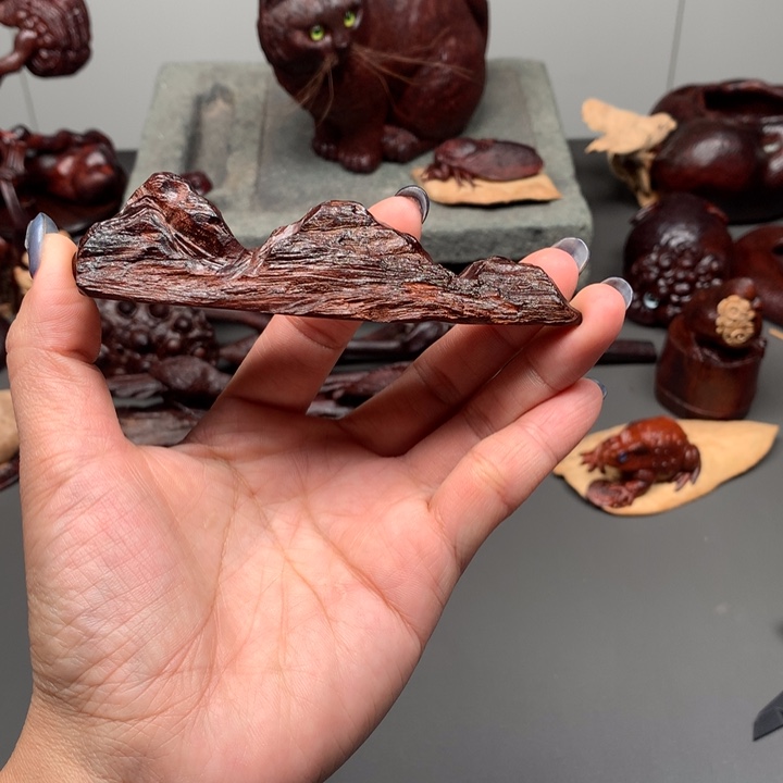 白***天檀香紫檀（小叶紫檀）