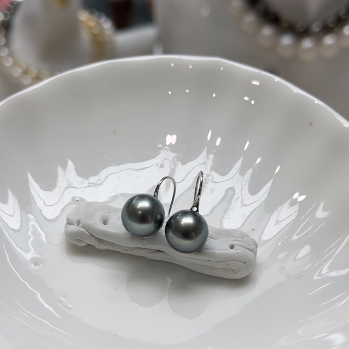 海水珍珠耳饰18K金镶嵌
