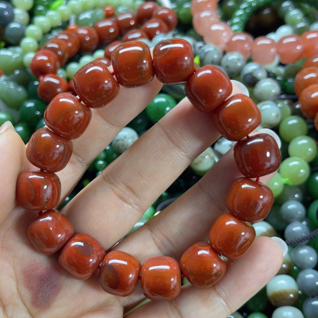 玛瑙/玉髓手镯未镶嵌