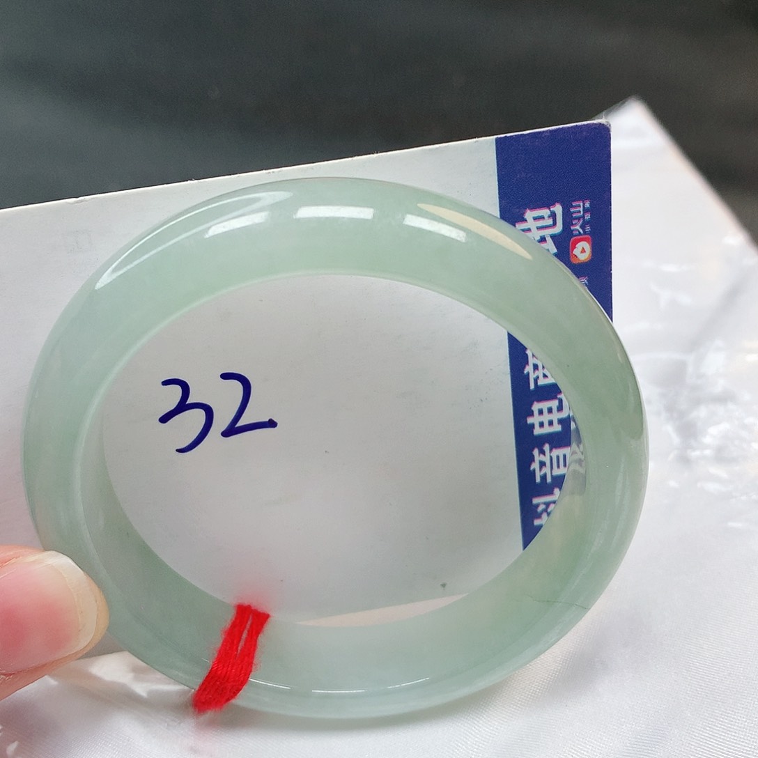 翡翠手镯未镶嵌32号