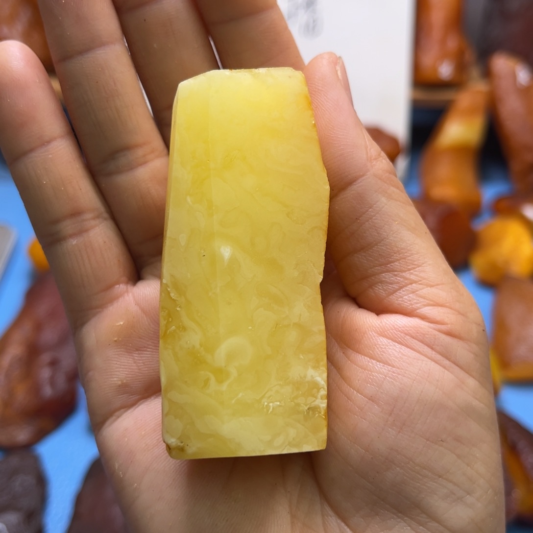 定制琥珀未镶嵌原石定制琥珀蜜蜡