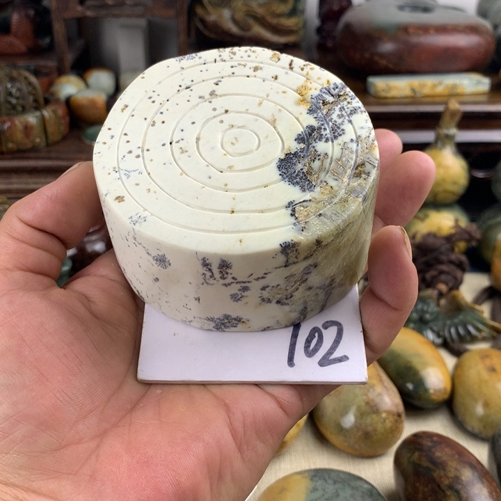 এ***࿐岫岩河磨玉（透闪石质玉）未镶嵌珠宝奇石