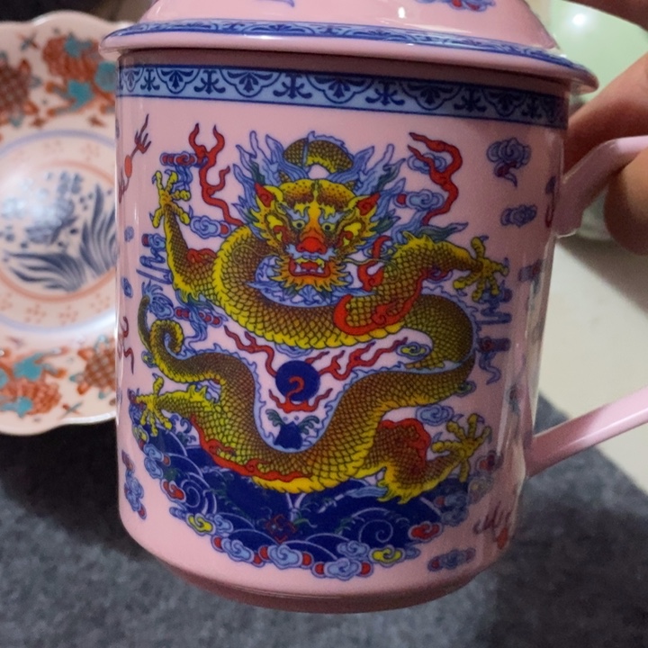 摆件陶红稀土斗彩龙凤直筒办公杯