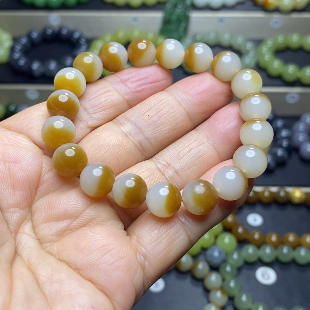 和田玉未镶嵌手串