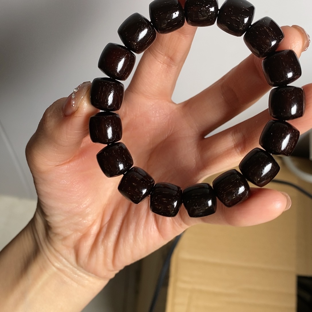 檀香紫檀（小叶紫檀）?