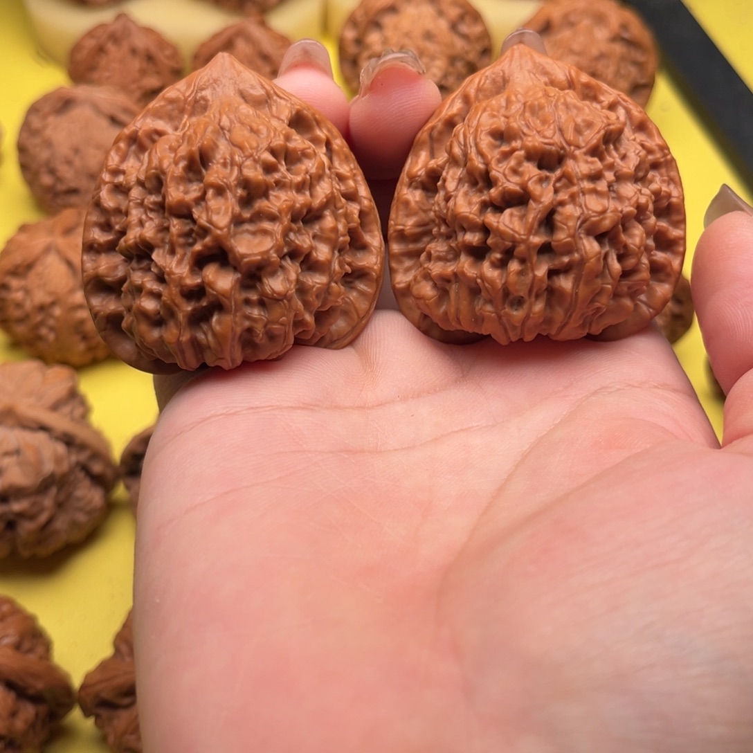 桃核吊坠46麒麟文官帽文玩核桃