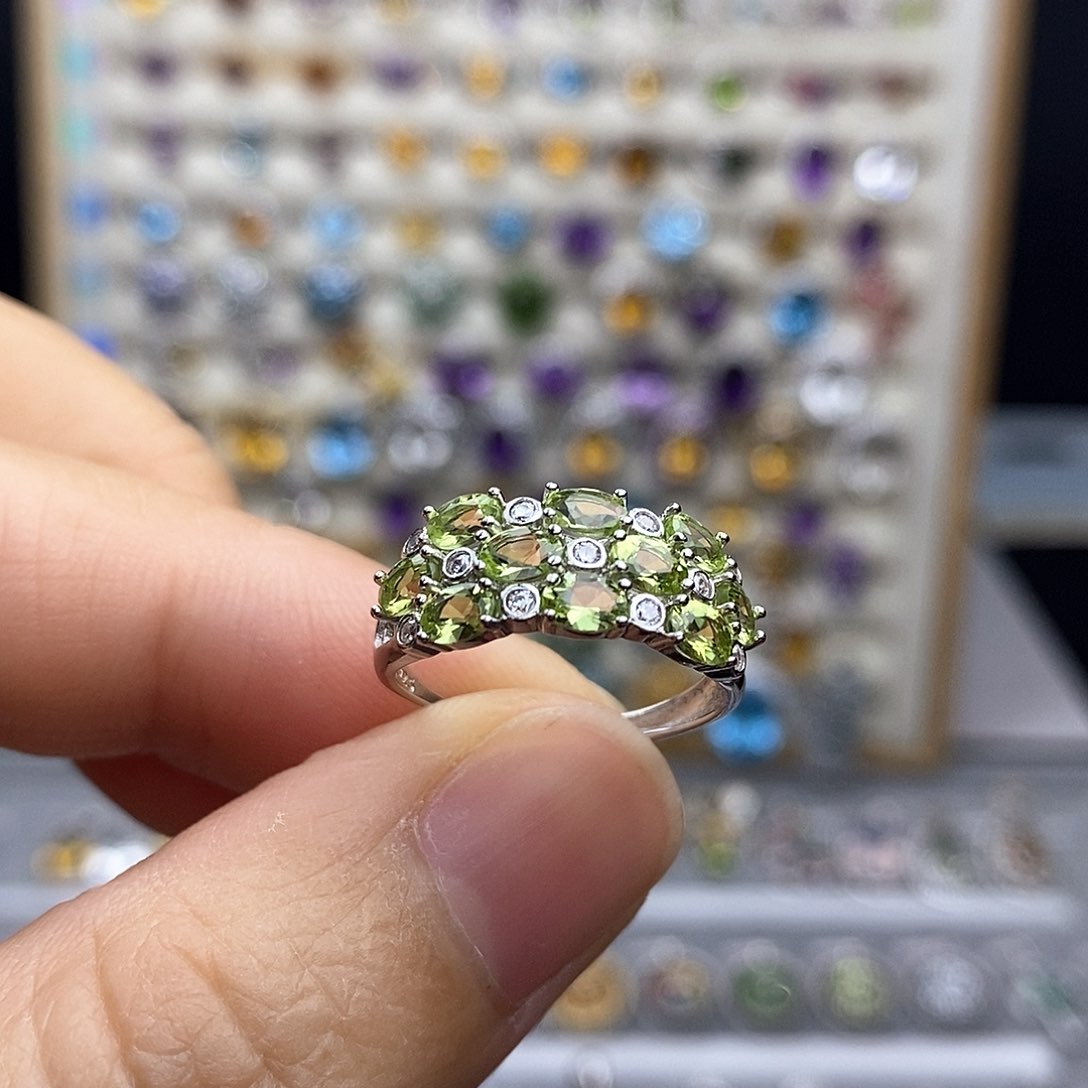 银S925镶嵌戒指橄榄石不含证书