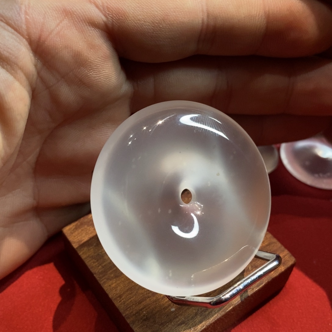 石英质玉颈饰未镶嵌