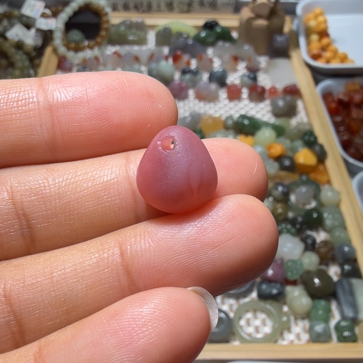 和田玉未镶嵌珠宝半成品