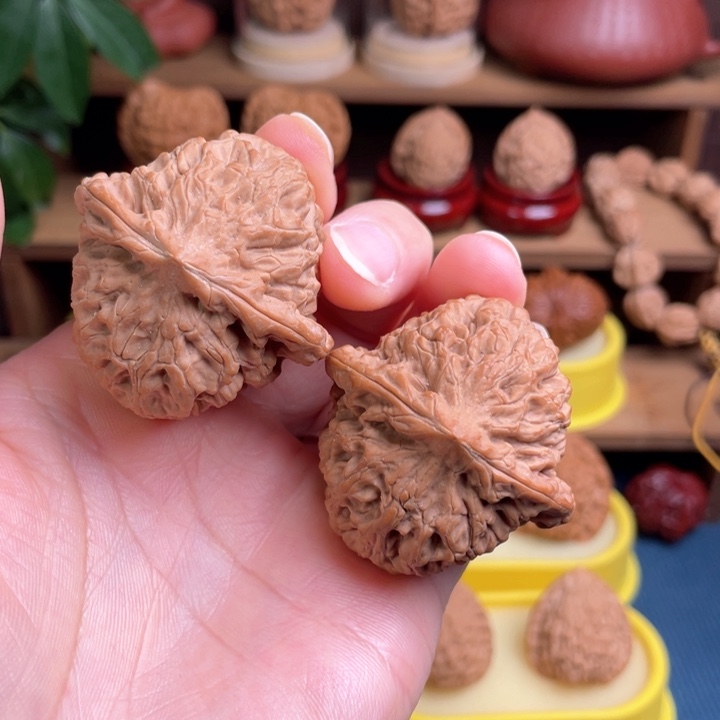 文玩核桃把件追**i龙脉44