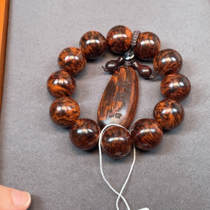 黄花梨/降香黄檀手串/手链一***年海南黄花梨芝麻留疤2.0