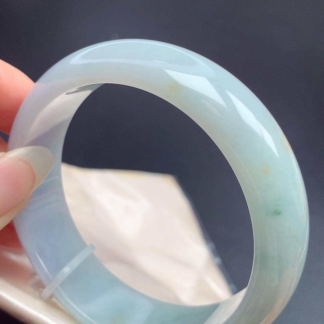 翡翠未镶嵌手镯57.4圈口