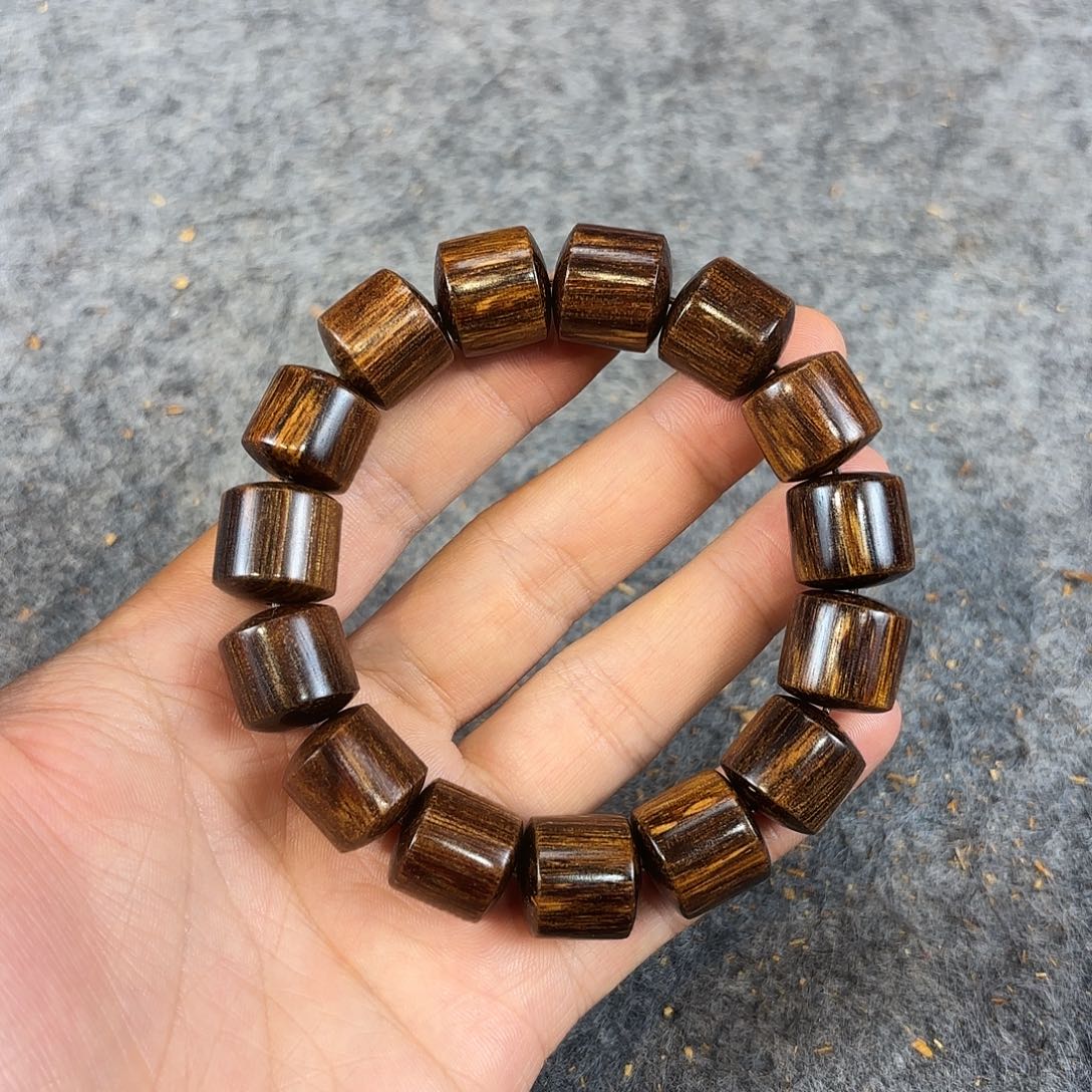 贡木雅*黑乌妖花1.5精品