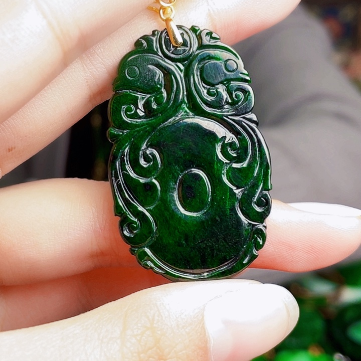 翡翠银S925镶嵌颈饰多样性