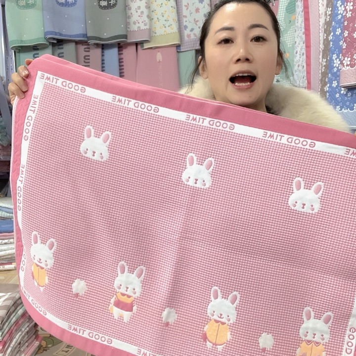 棉特价促销粉色小兔子