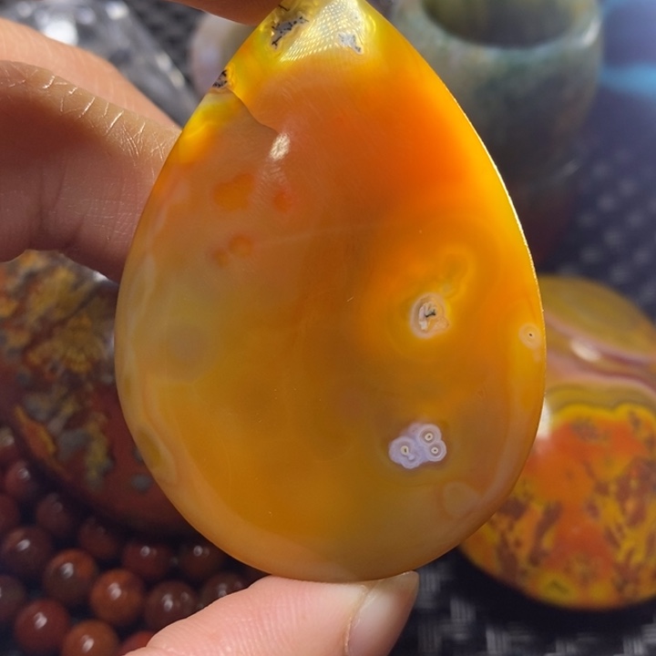 玛瑙/玉髓颈饰未镶嵌