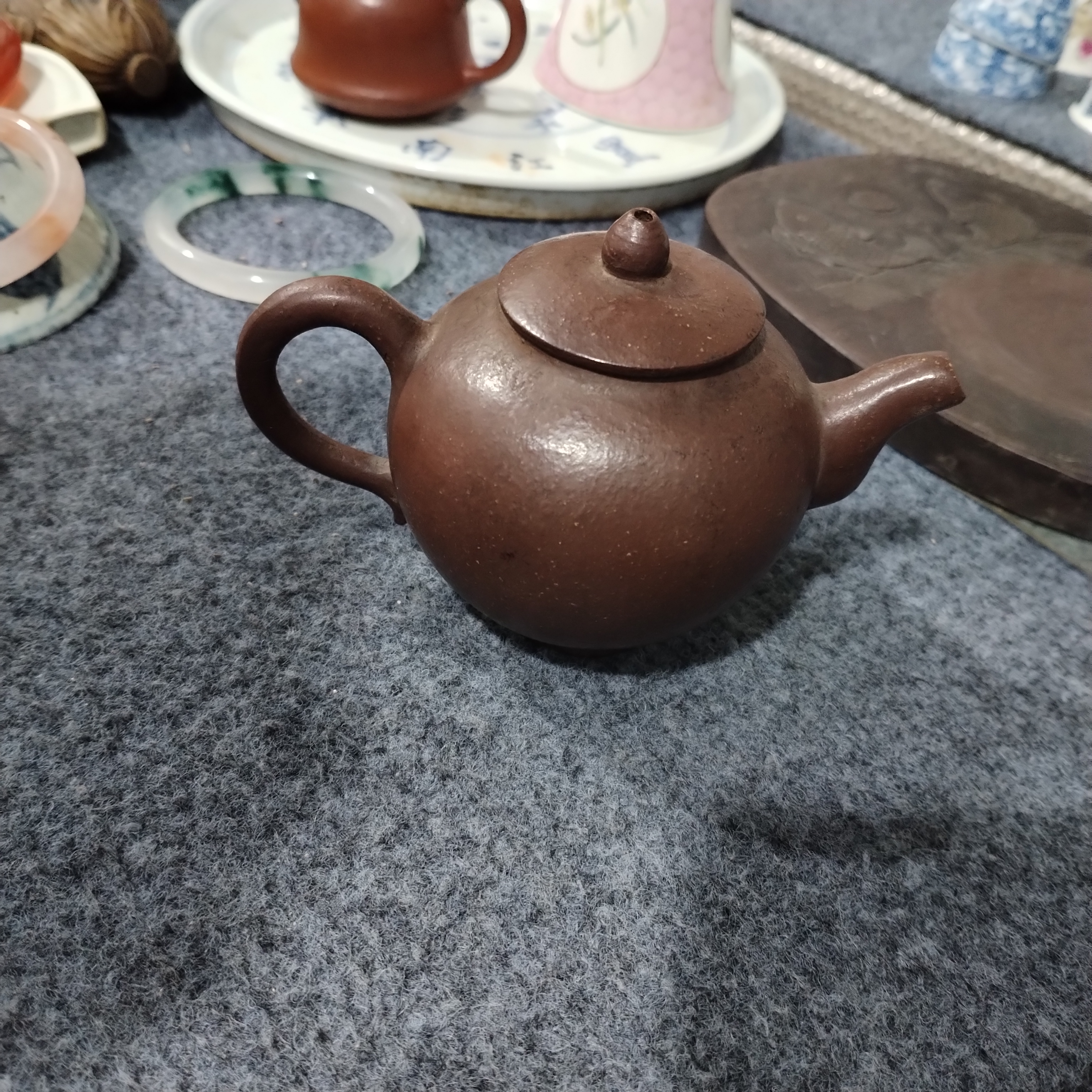 紫砂壶。。。。。：：，，。。。