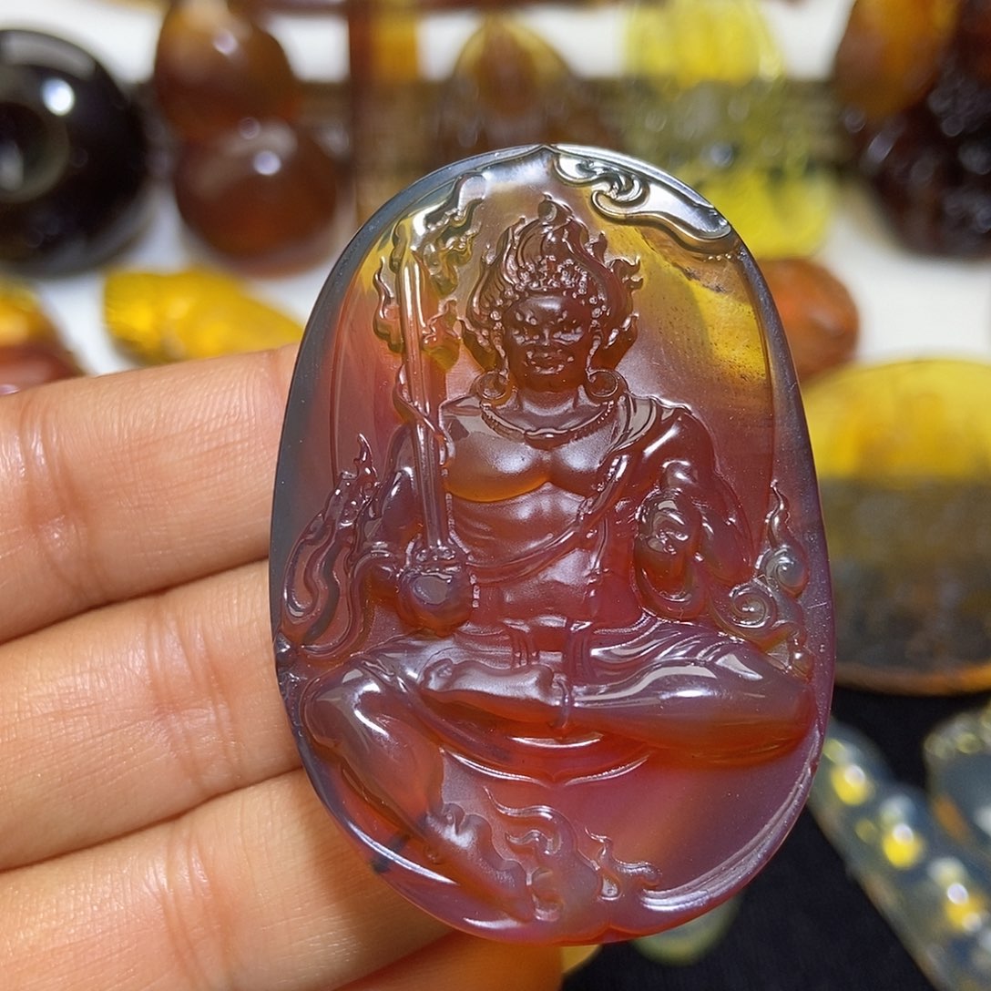 琥珀未镶嵌颈饰缅甸天然琥珀吊坠