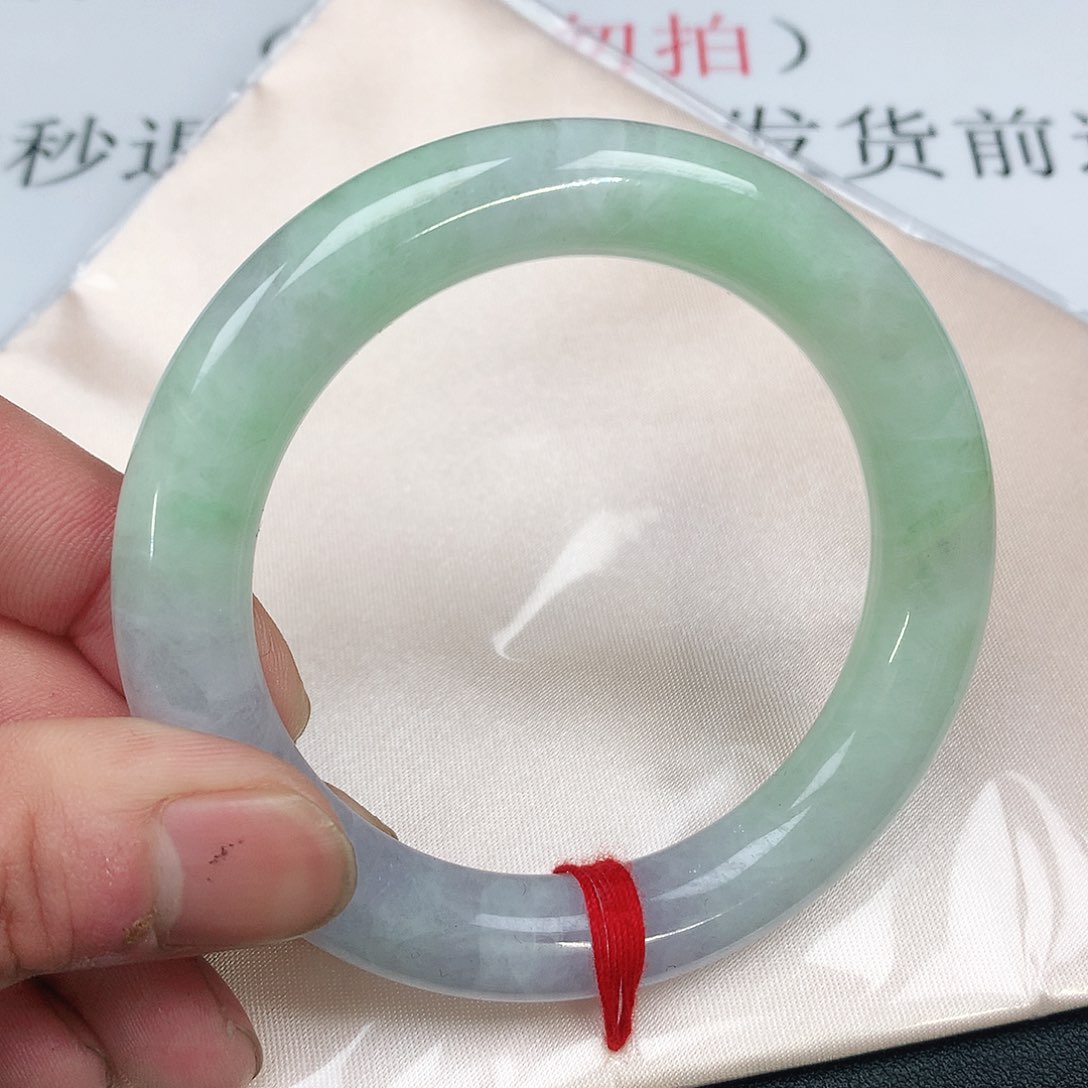 翡翠手镯未镶嵌圈57