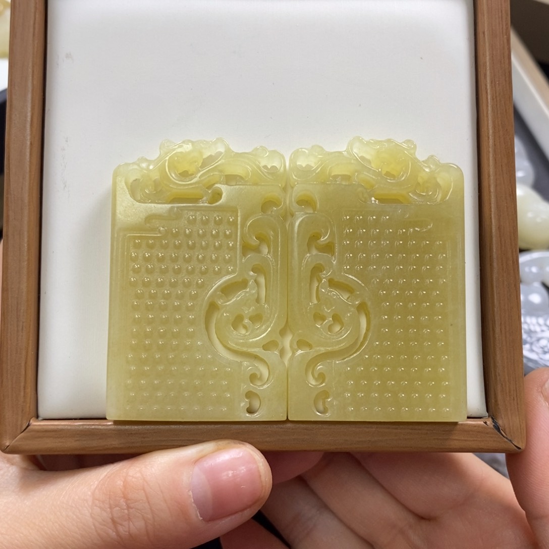 【闪购商品】和田玉吊坠（一对）未镶嵌