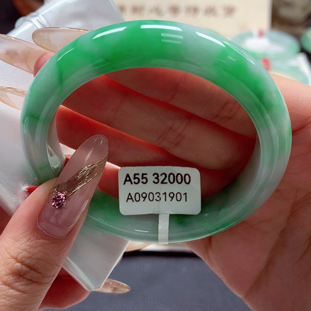 翡翠手镯未镶嵌22（52号）