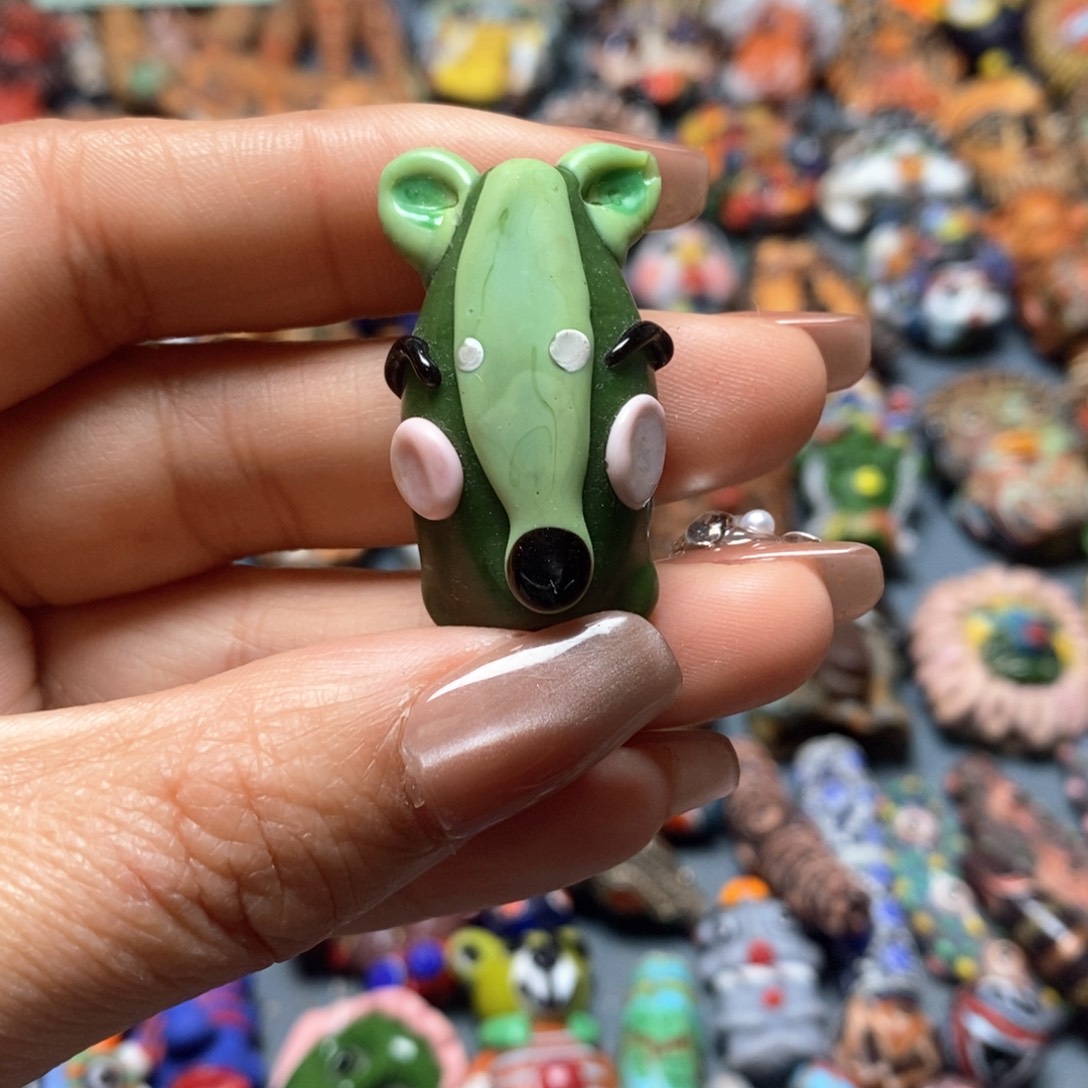 琉璃颈饰印度尼西亚狐狸