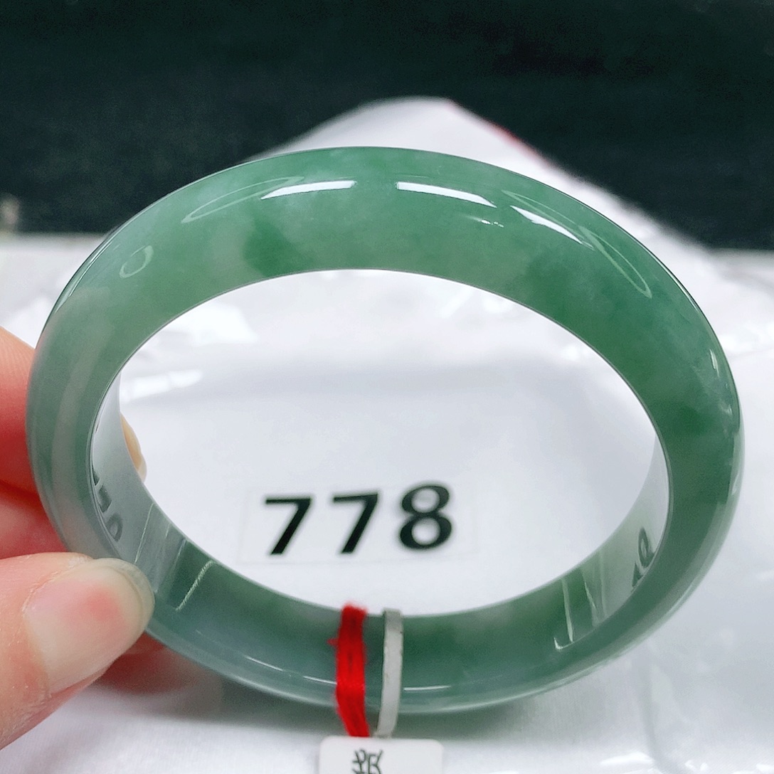 翡翠未镶嵌手镯11 号翡翠手镯