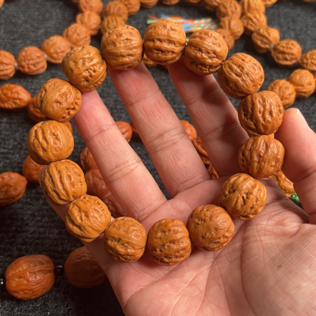 手串文玩核桃肉筋八棱