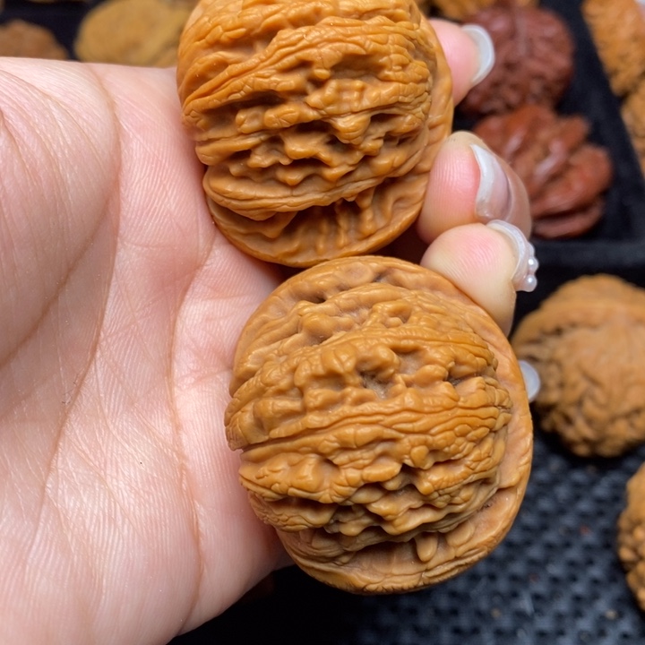 秦岭野生文玩核桃35