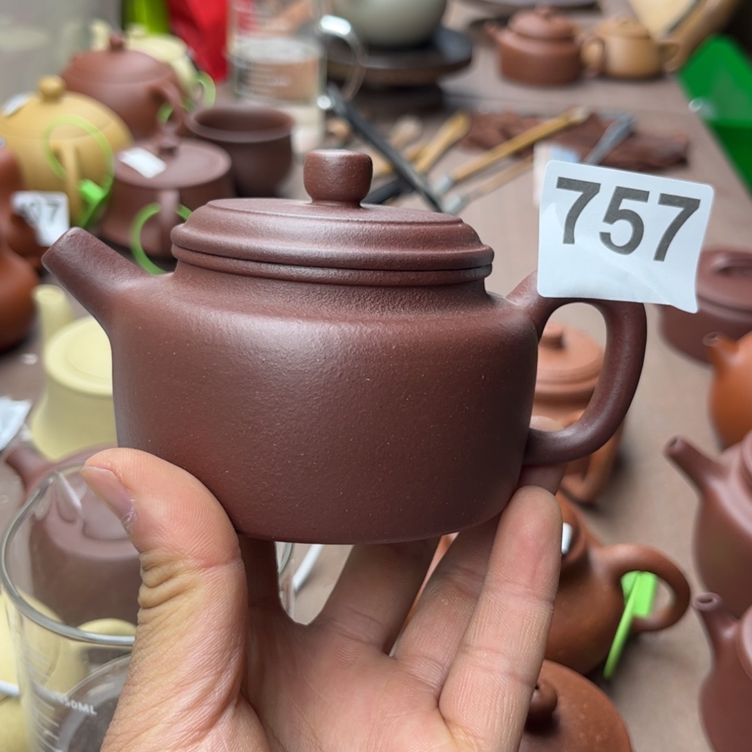 紫砂茶壶底槽青德中220左右