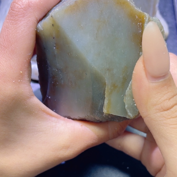 和田玉未镶嵌珠宝半成品