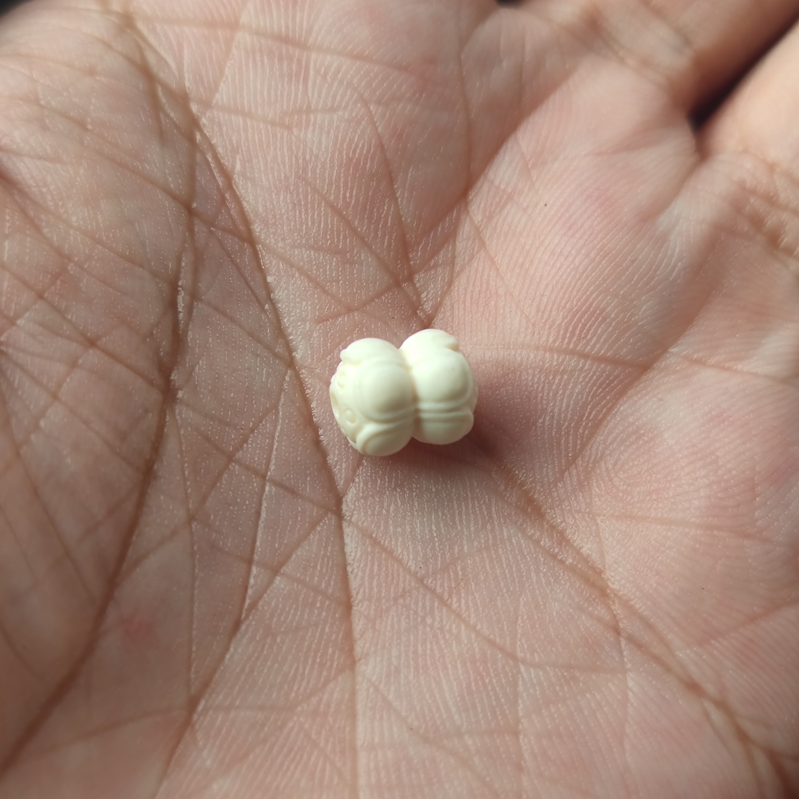 天然猛犸牙双头莲花配饰保真猛犸牙小挂件手串配饰保真猛犸