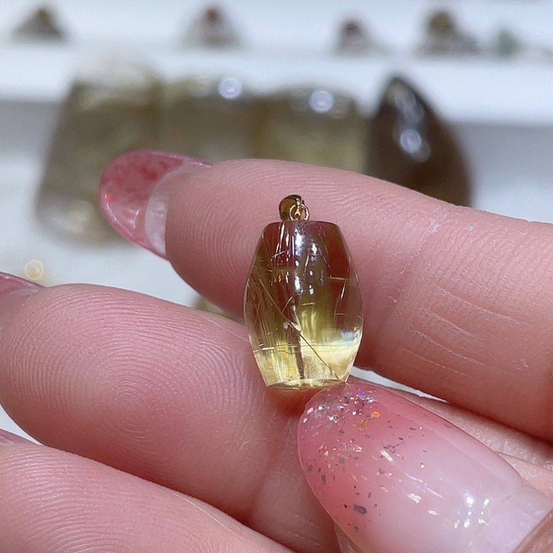 水晶钛晶吊坠18K金镶嵌