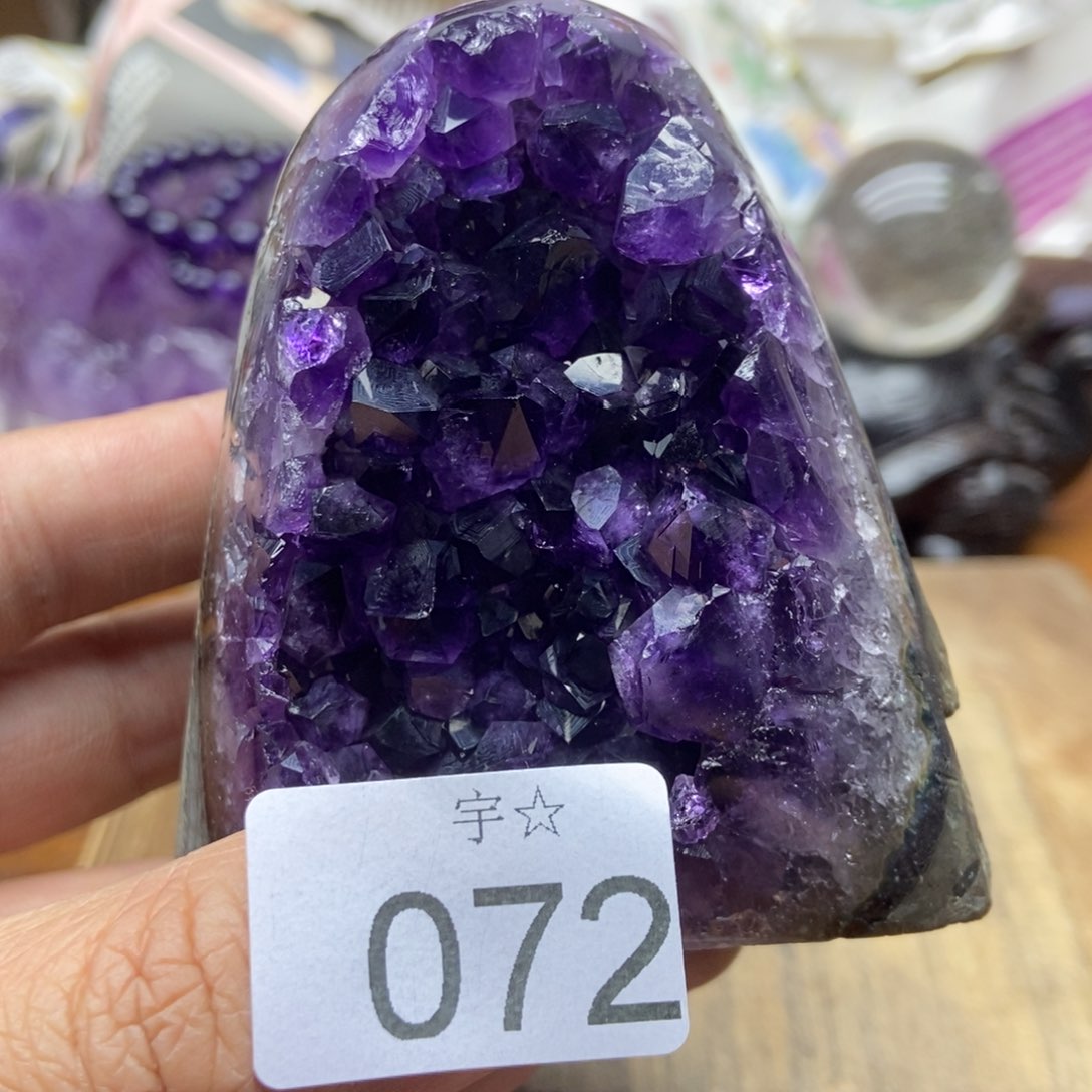 紫晶天然水晶摆件未镶嵌
