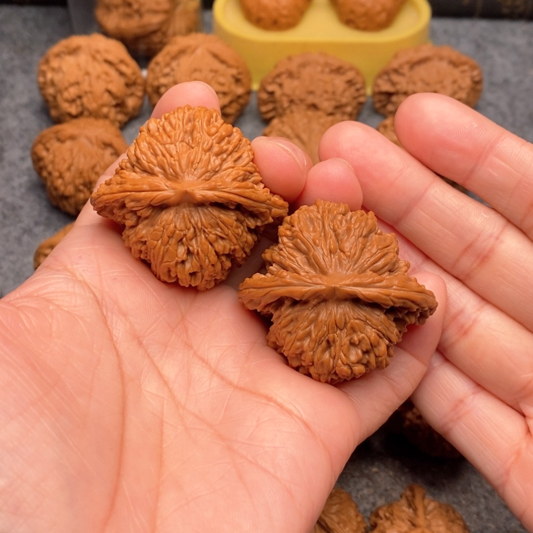 文玩核桃把件精品四座楼45全品