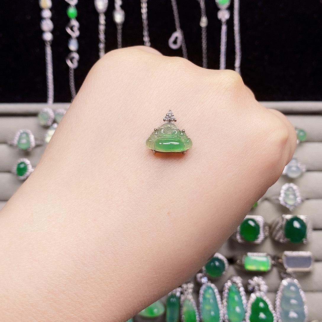翡翠银S925镶嵌颈饰佛公