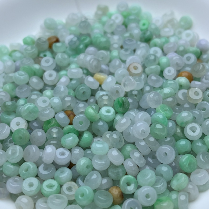 【闪购商品】翡翠手链未镶嵌卡2.8x4.3三彩算盘80颗