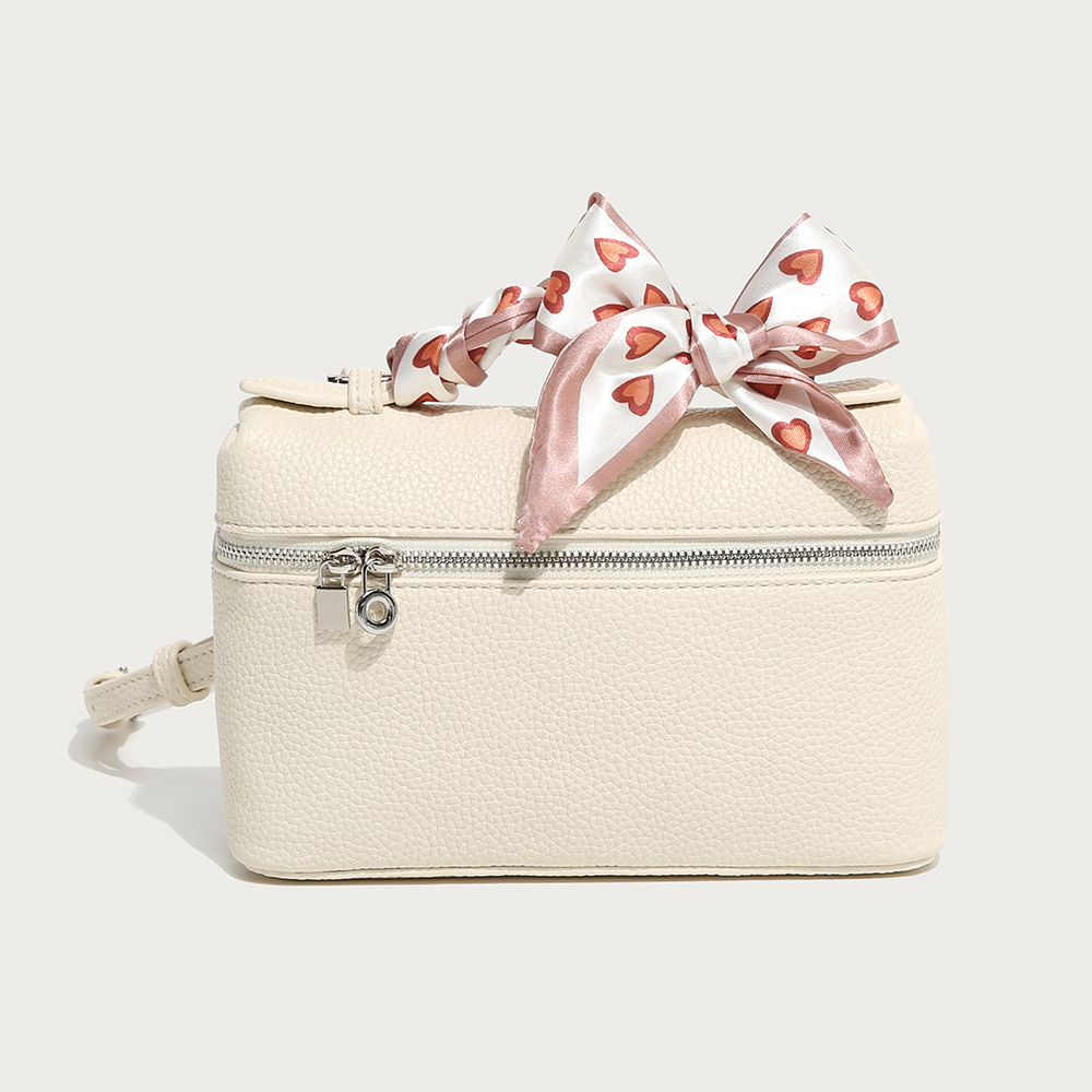 轻奢时尚百搭女士棕色单肩肩包斜跨轻奢时尚百搭女士棕色单肩肩包