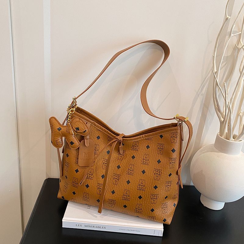 托特高级老花包包2025新款百搭单肩休闲时尚通勤斜挎包大容量腋下