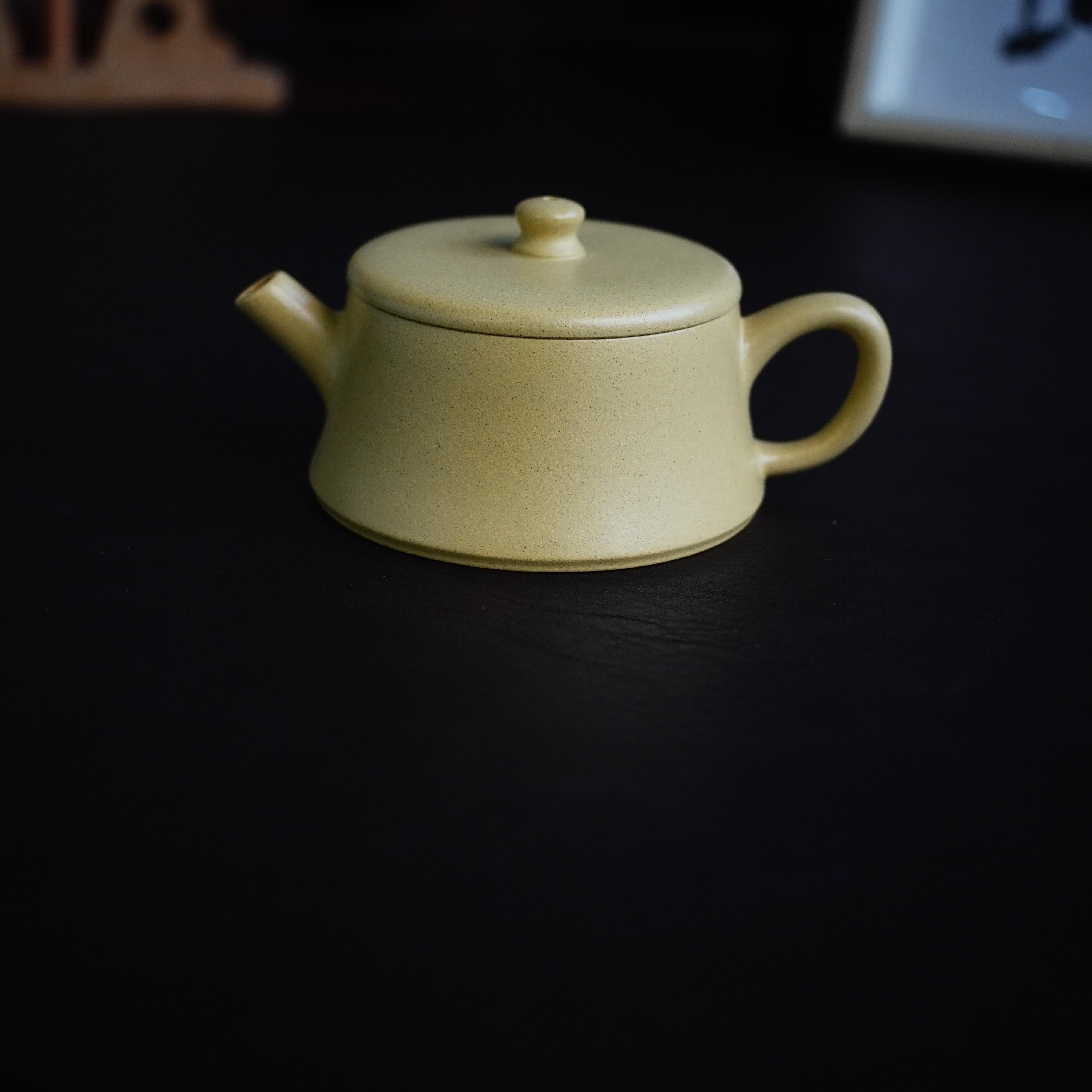 宜兴紫砂 柱础壶  本山绿 100cc 手工内推孔