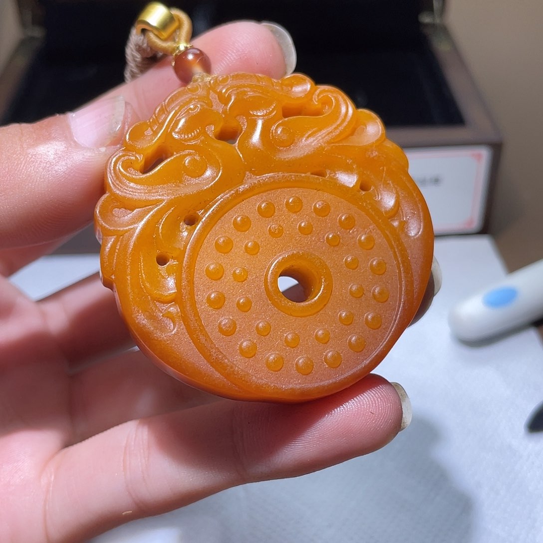 和田玉颈饰未镶嵌Z6