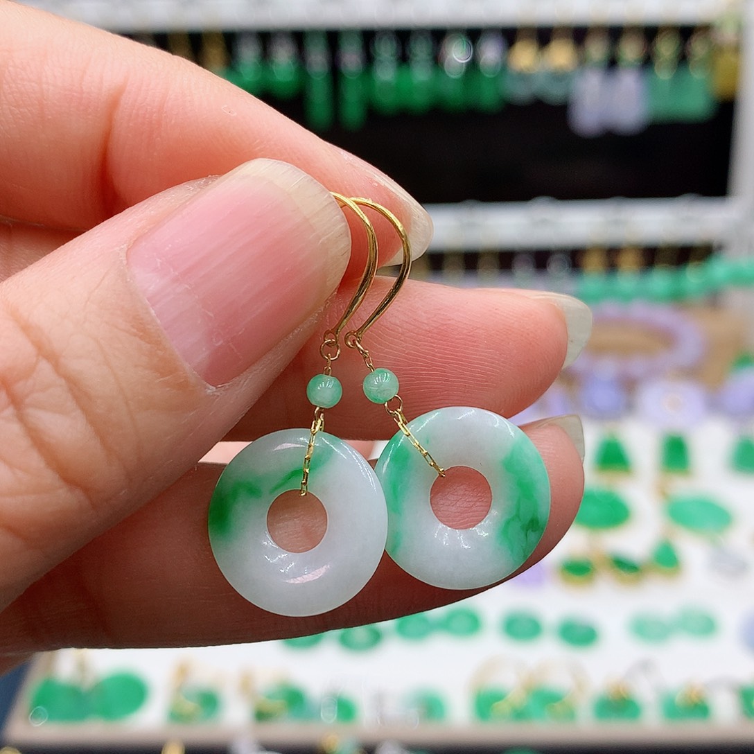 翡翠耳饰18K金镶嵌观**翠